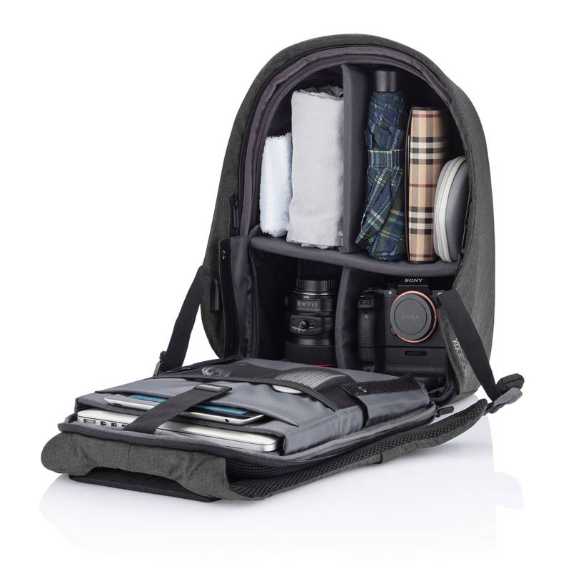 Nedobytný batoh Bobby Hero Regular, černá Nedobytný batoh Bobby Hero Regular, černá